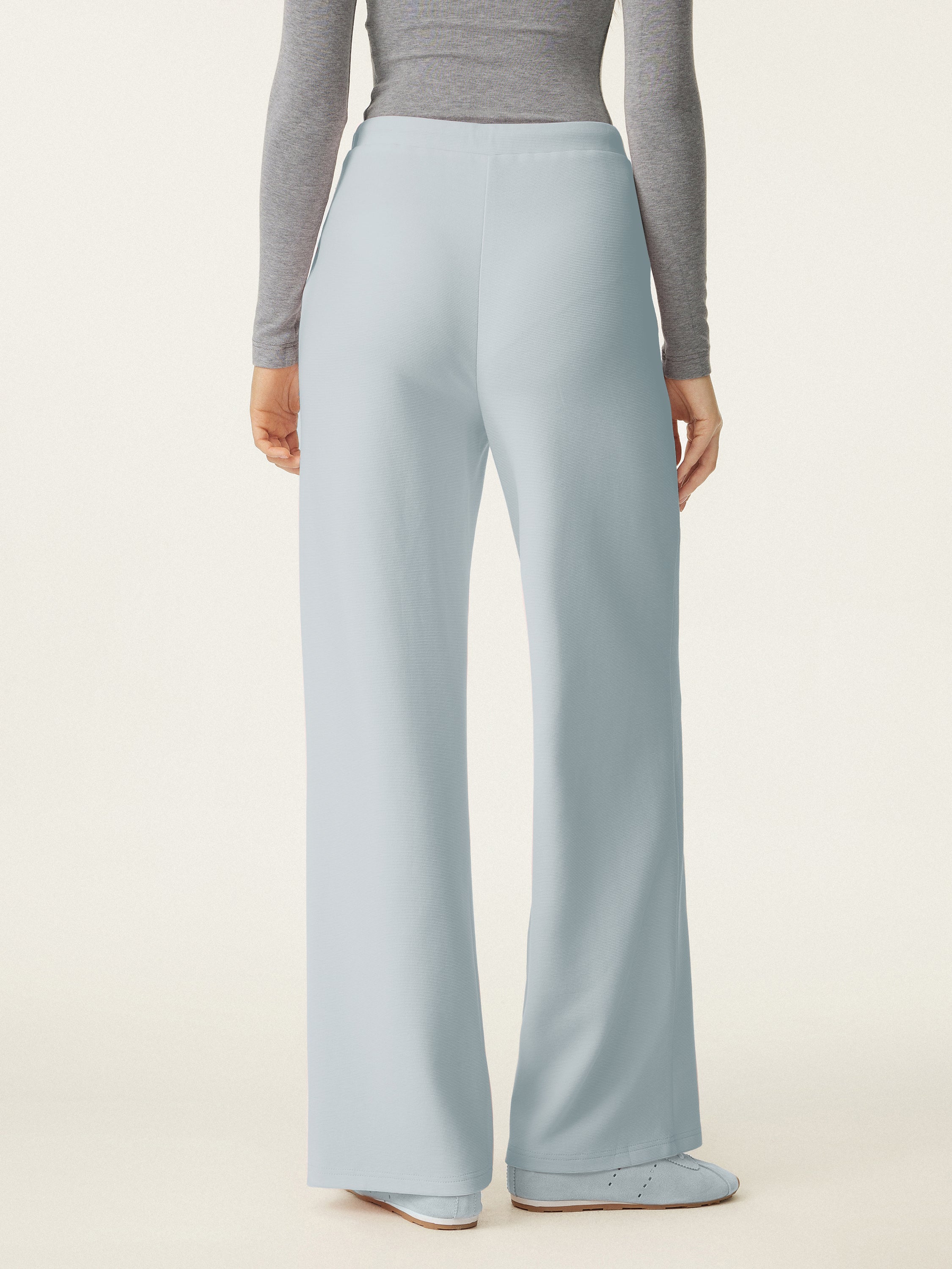 Mid Rise Drawstring Wide Leg Pant with Pockets Mid Rise Drawstring Wide Leg Pant with Pockets