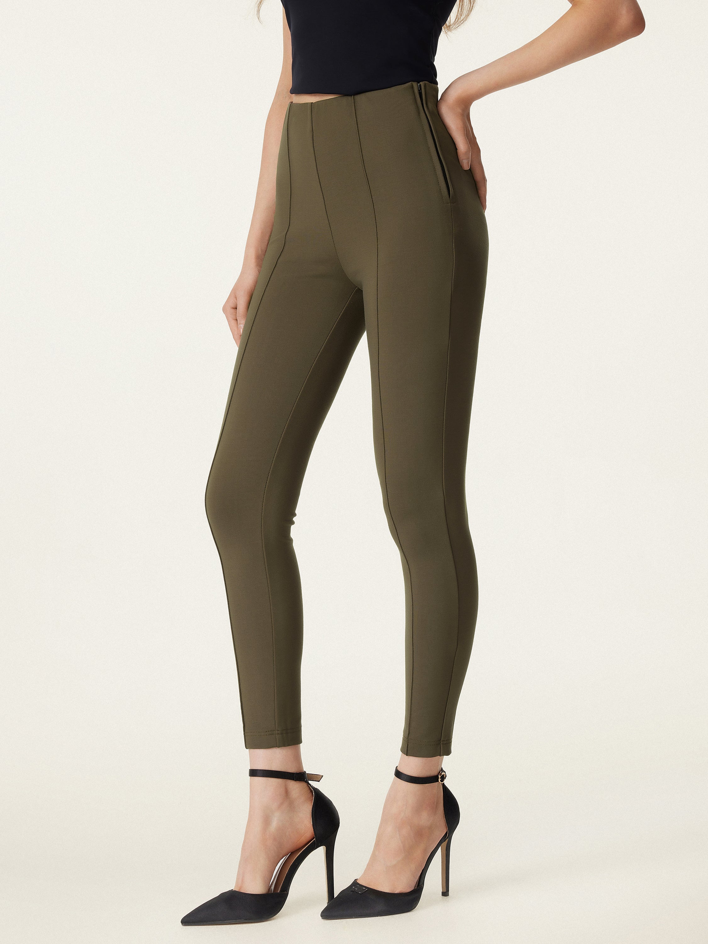 High Rise Pull-on Ankled Skinny Pant