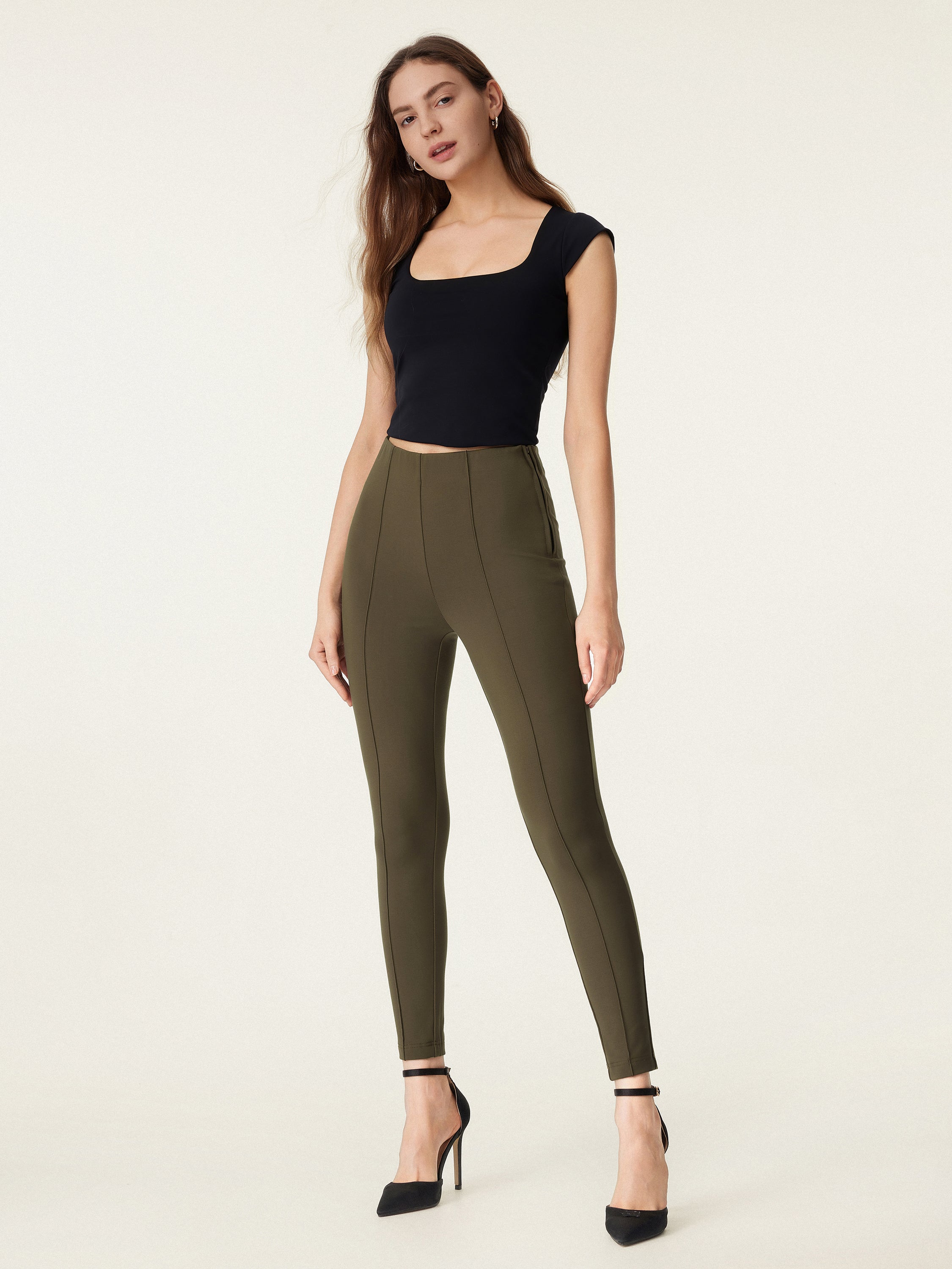 High Rise Pull-on Ankled Skinny Pant